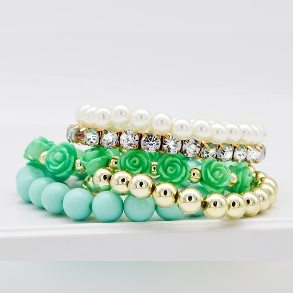 Five-piece gold-plated Crystal Teal Pearl stacked flower bracelets BOGO - Picture 4 of 15